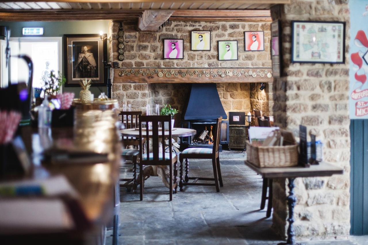 The George Inn Barford St Michael ภายนอก รูปภาพ The interior of the restaurant