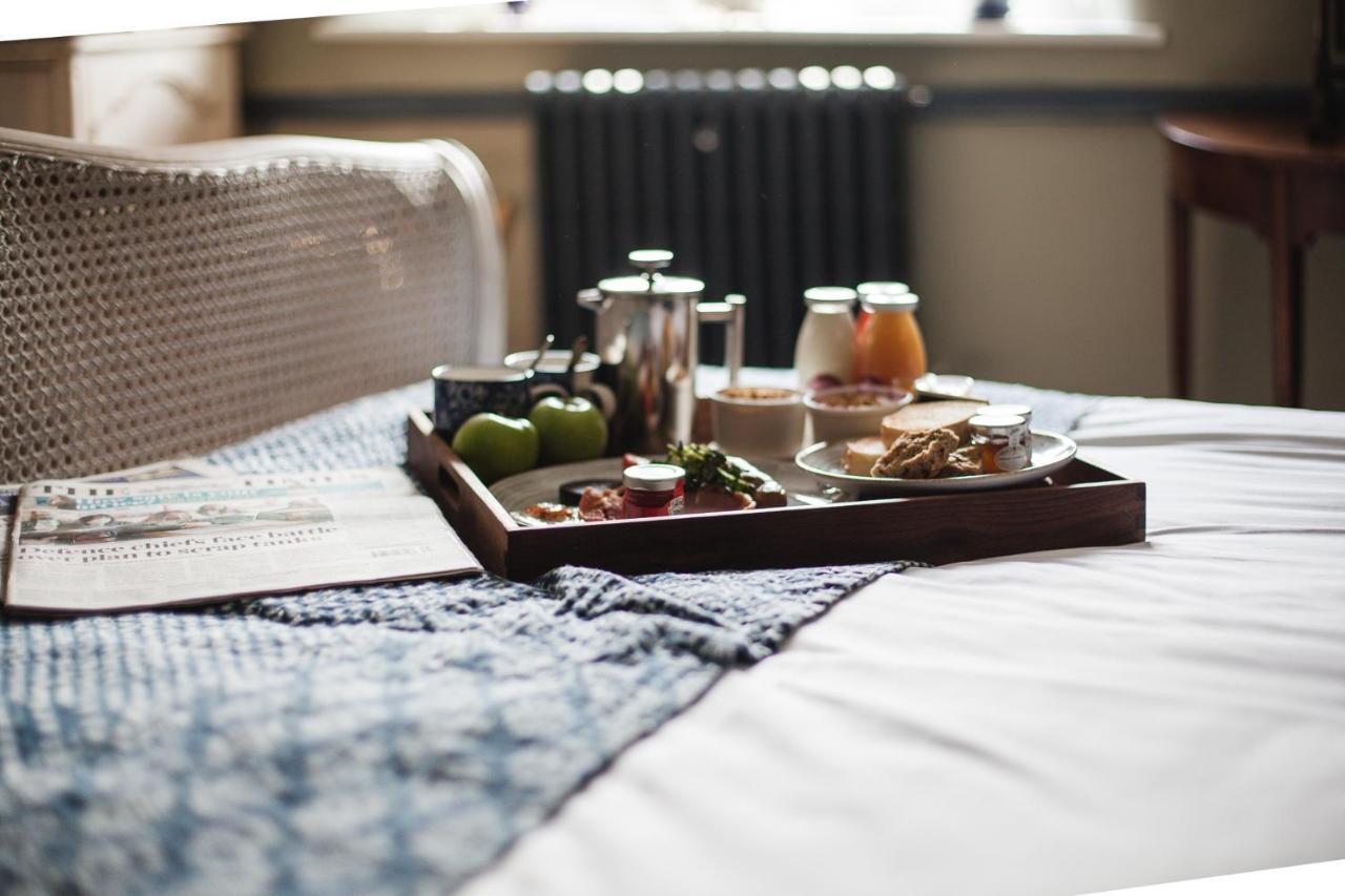 The George Inn Barford St Michael ภายนอก รูปภาพ Room service