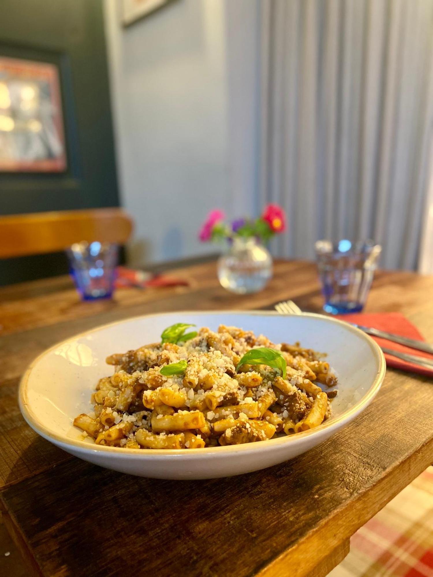 The George Inn Barford St Michael ภายนอก รูปภาพ A plate of gnocchi alla vodka