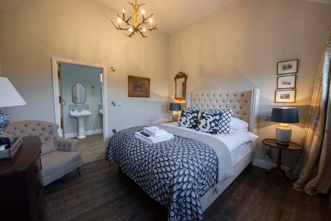 The George Inn Barford St Michael ภายนอก รูปภาพ The Blue Room